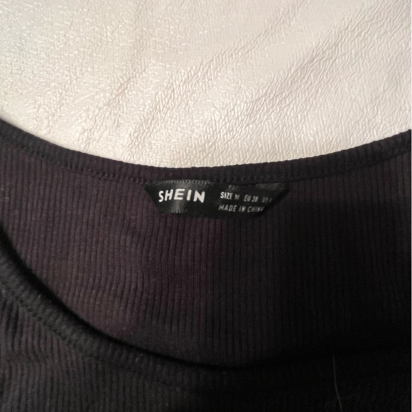 Crop top - Picture 4 of 4